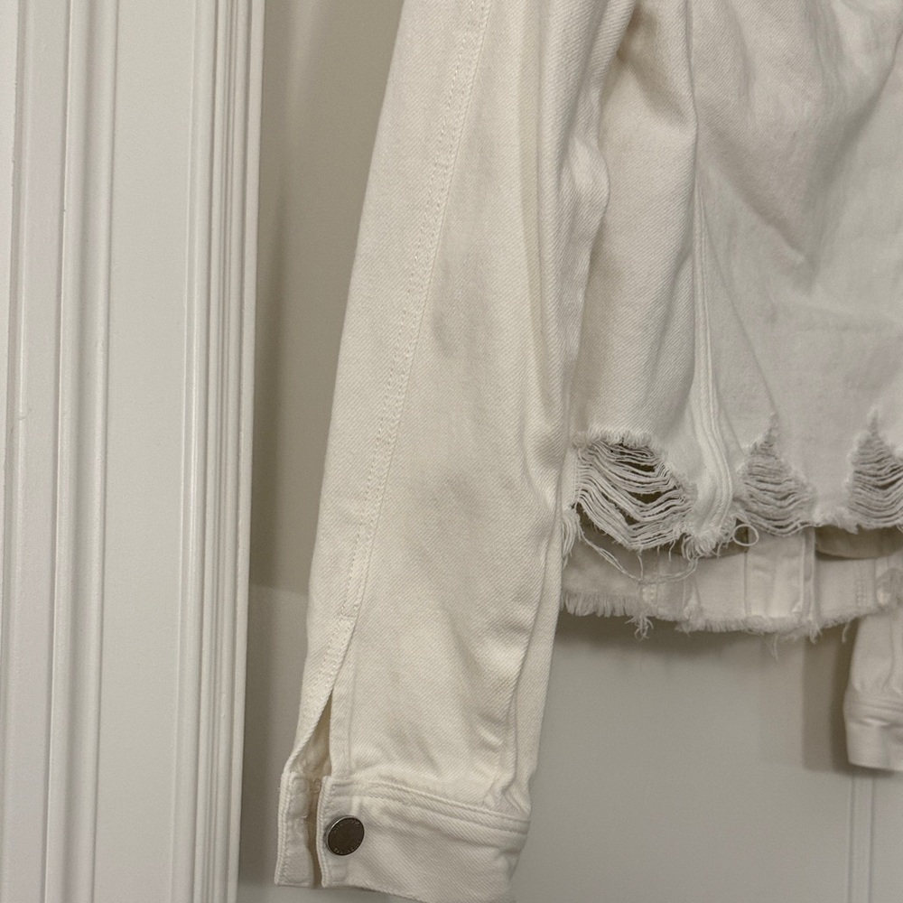 Liverpool Women's White Denim Jacket with distressed hem in the back - Picture 6 of 6
